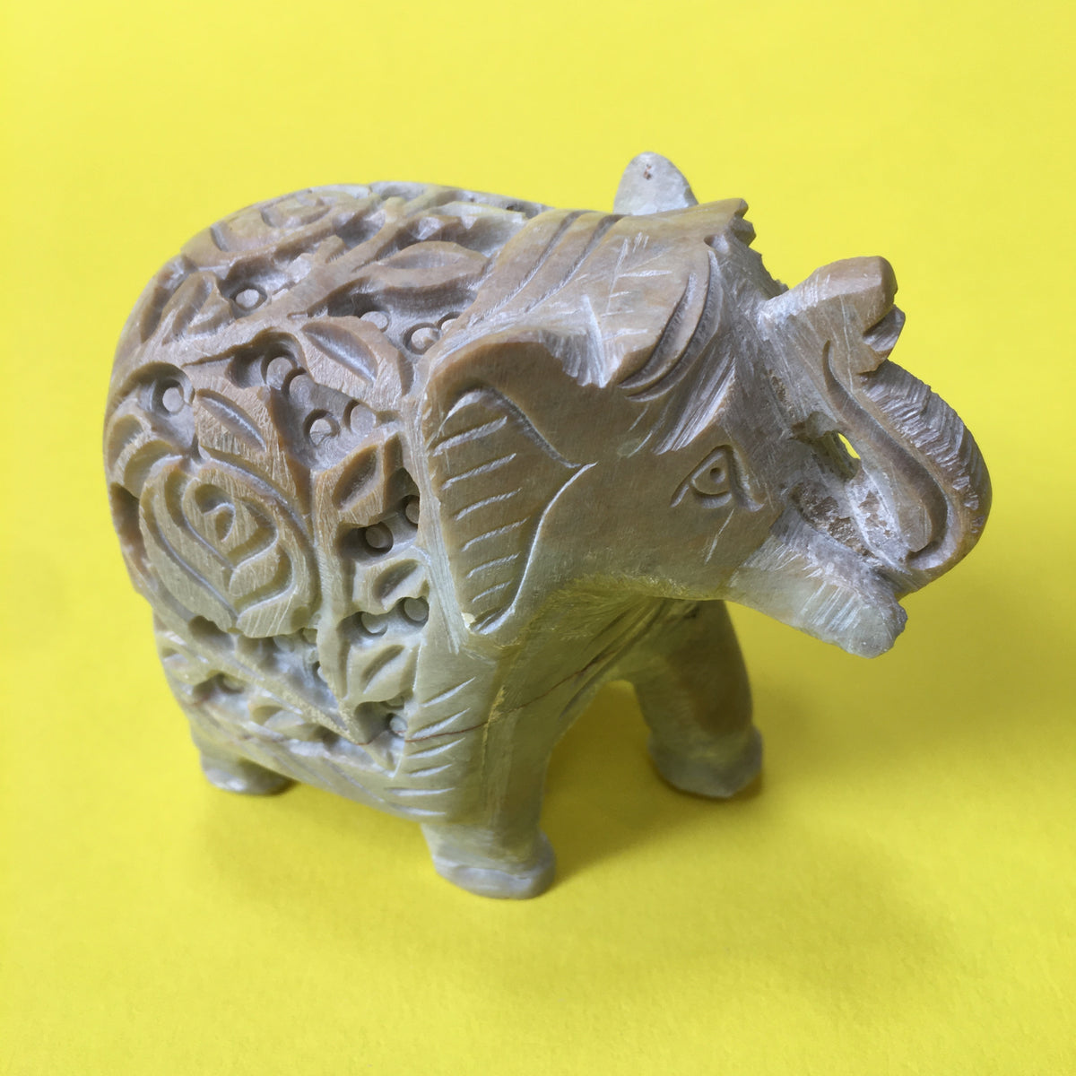 SOAPSTONE ELEPHANT FIGURE Figurine ORNAMENT Statue HAND CARVED We Are