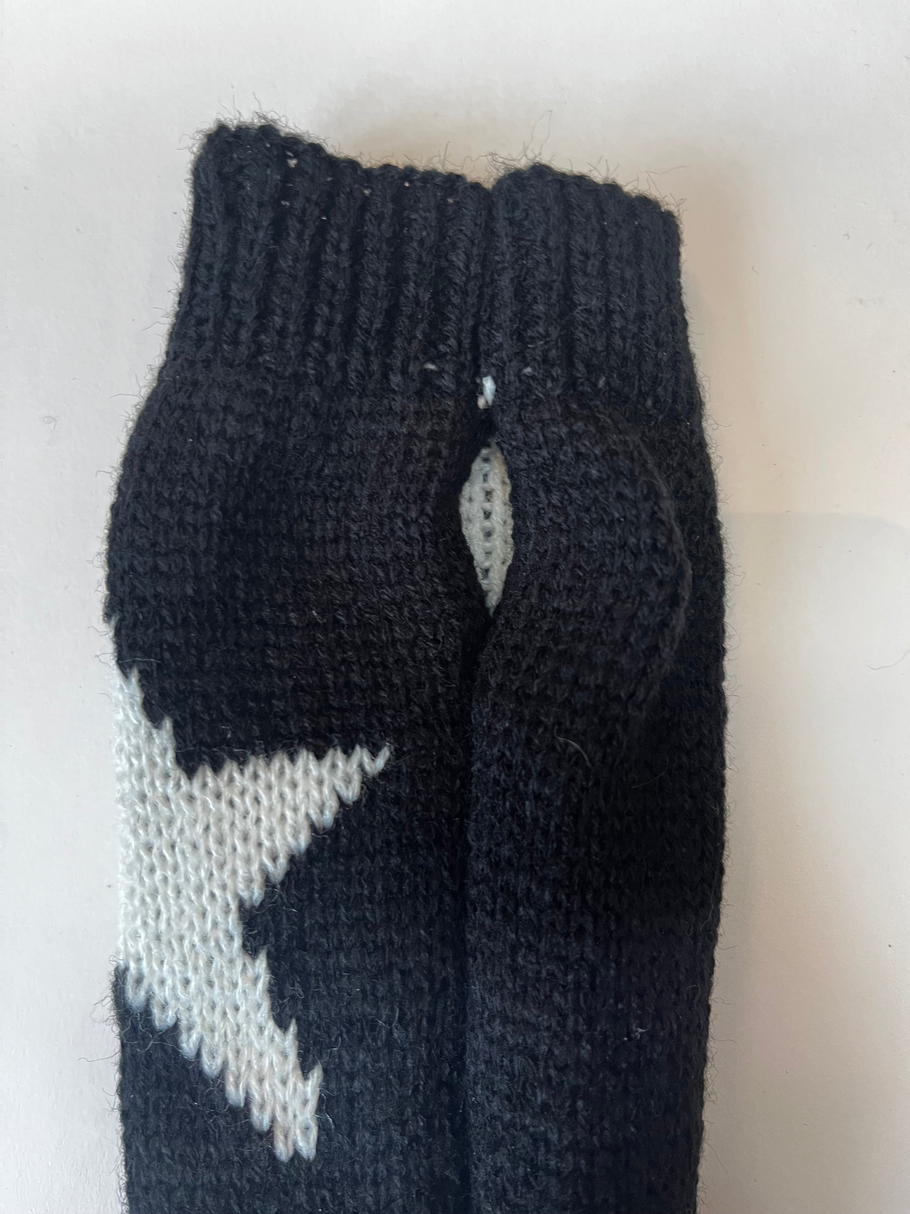 GOTHIC PUNK KNITTED FINGERLESS STAR GLOVES/SLEEVES