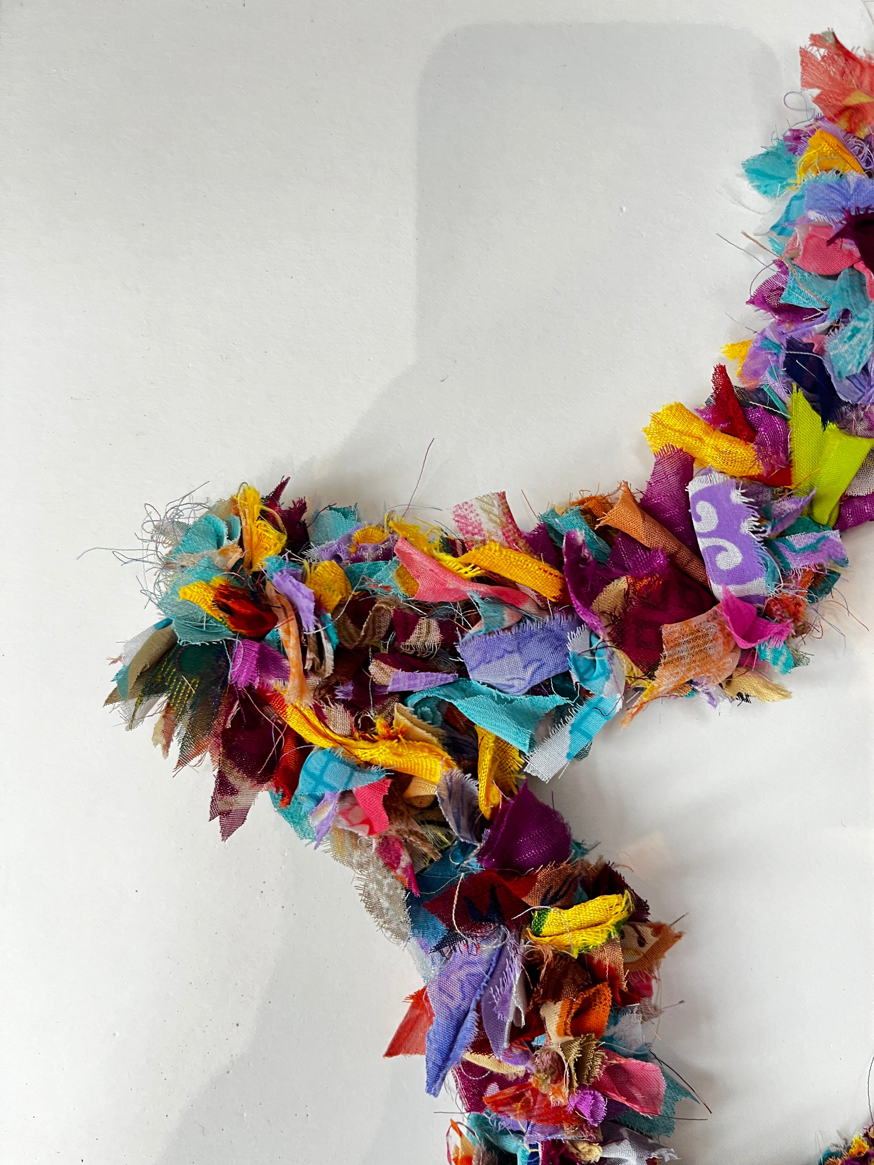 RECYCLED SARI STAR WREATH