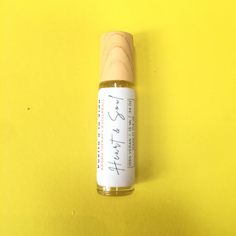 VUELTA A LA VIDA ROLL ON PERFUME - HEART & SOUL - Frankincense & Myrrh
