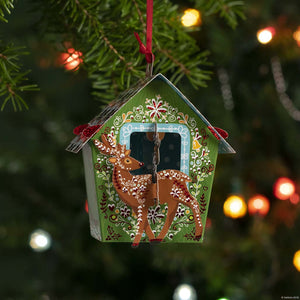 3D POP UP BAUBLE YULE CHRISTMAS GREETING CARD Reindeer Stable SANTORO