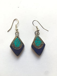 BLUE DIAMOND NEPALEASE EARRINGS O