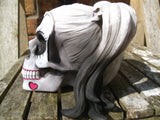 HARLEY QUINN SKULL HEAD FIGURE