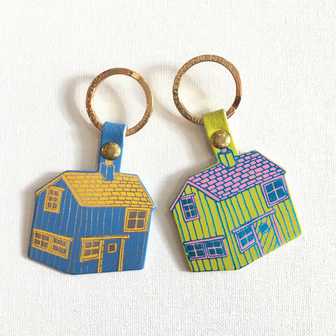 ARK COLOUR DESIGN "CABIN/HOUSE" KEY RINGS/FOBS